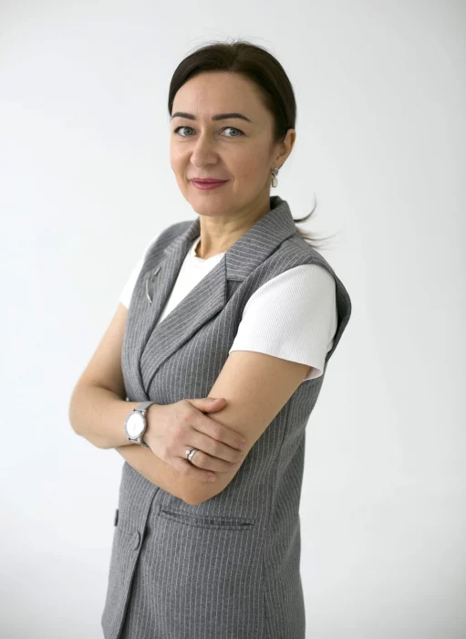 Курс ведет Ляйсян Костина